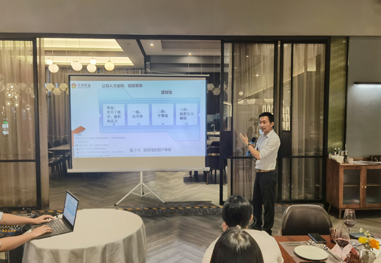 1631699378387597.jpg 02101~1.jpg