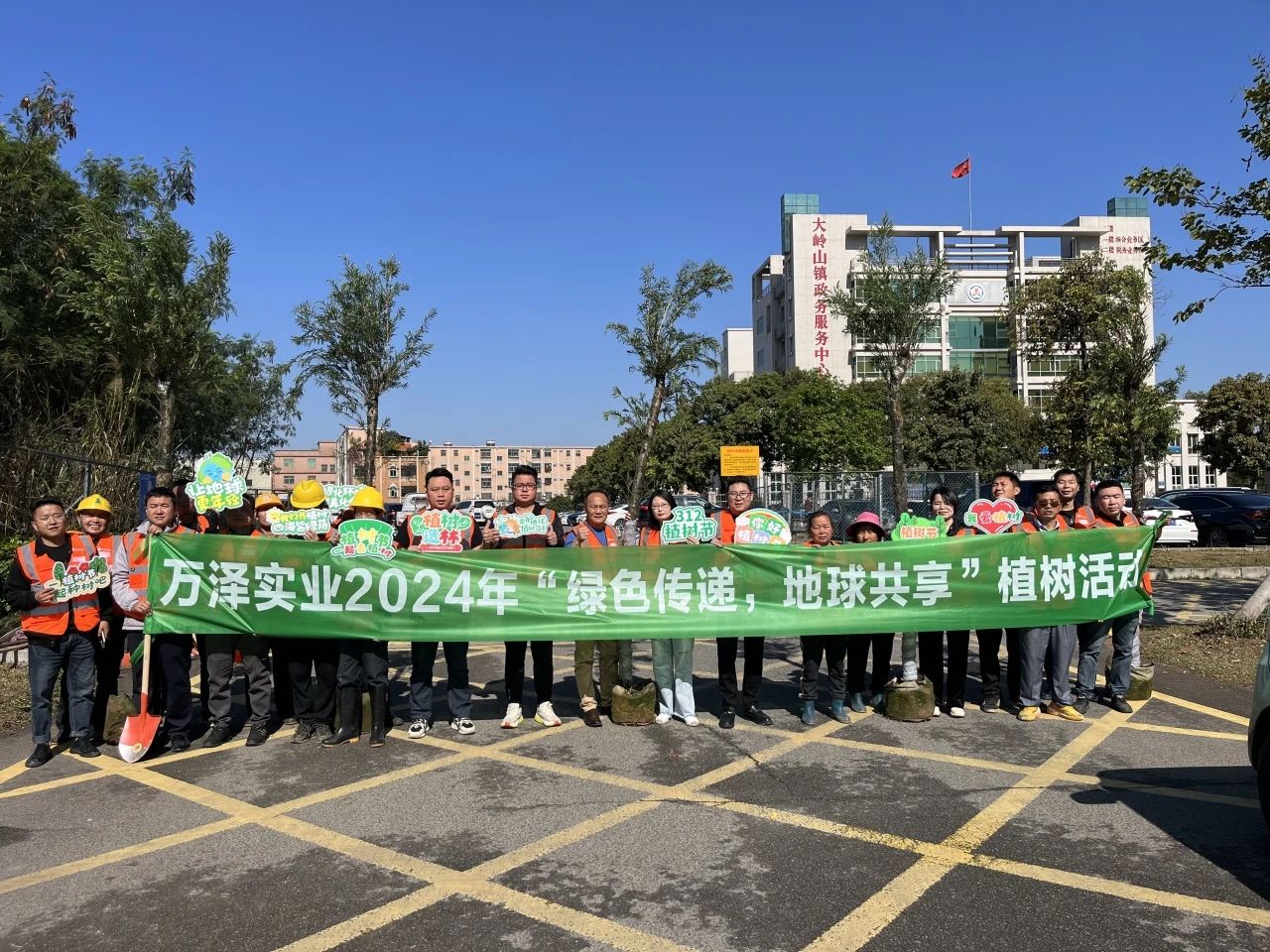 1727594052735972.jpg 55f27d08f80ab1db1f60bfea827b834c.jpg