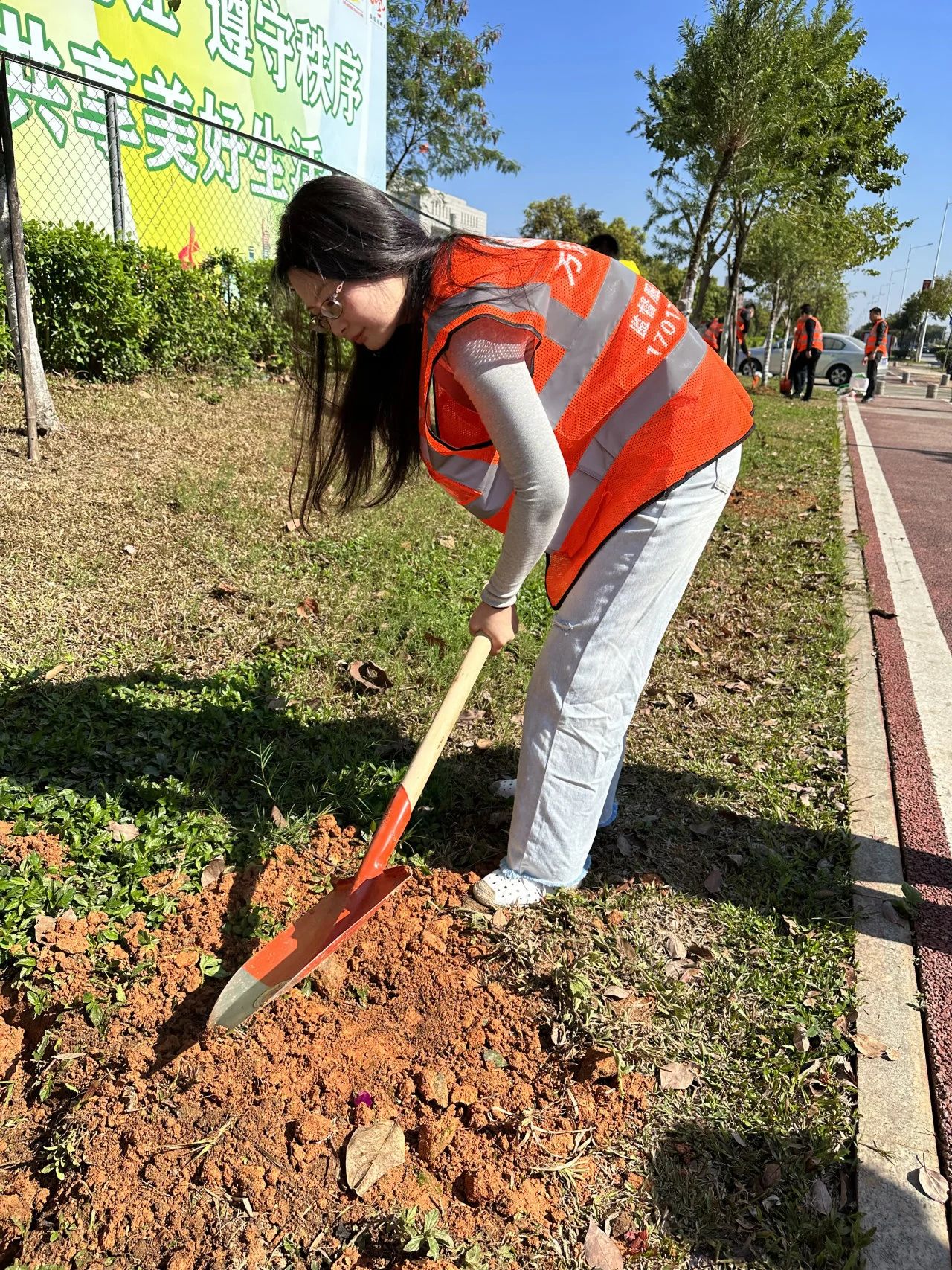 1727594083786491.jpg 7e9016b5522605af617de278500c18c7.jpg