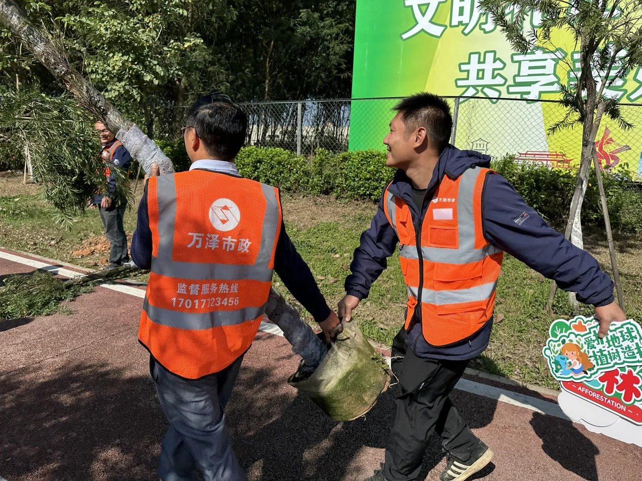 1727594098241580.jpg b7d70a11ce42f759886f8a96590a59cb.jpg